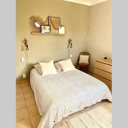 Holiday home Chez Mamie Raymonde Polisot
