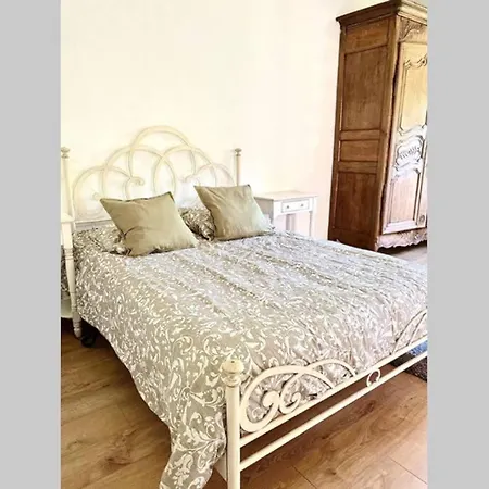 Chez Mamie Raymonde Holiday home